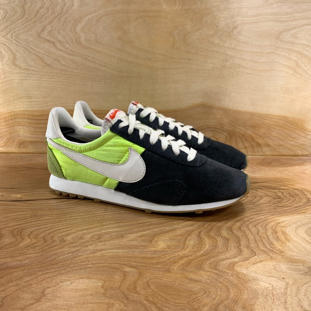 Nike Pre Montreal Racer VTG Women's 7